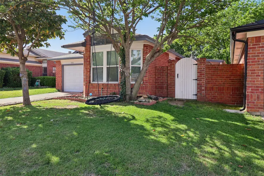 4710 Poppy Drive E, Fort Worth, TX 76137 - #3