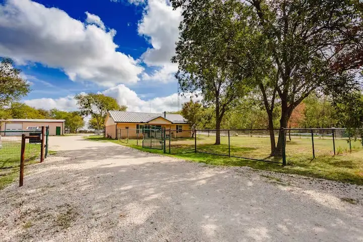 107 Camino Del Rosas, Woodway, TX 76712 - #2