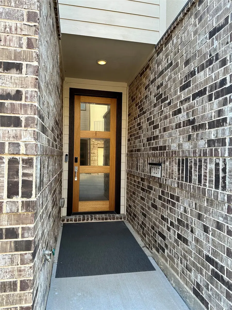 7337 Bree Court, Dallas, TX 75235 - #3