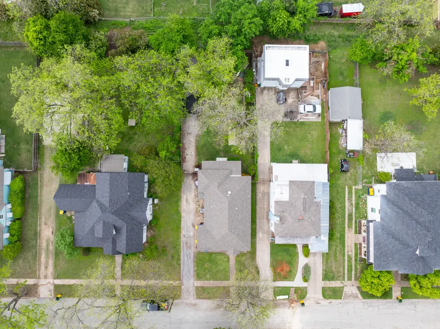 406 Craig Street, Hillsboro, TX 76645 - #2