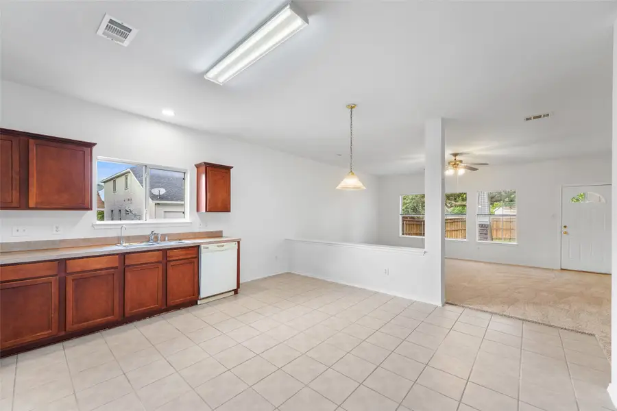 3310 Heavenly Way, Dallas, TX 75237 - #3