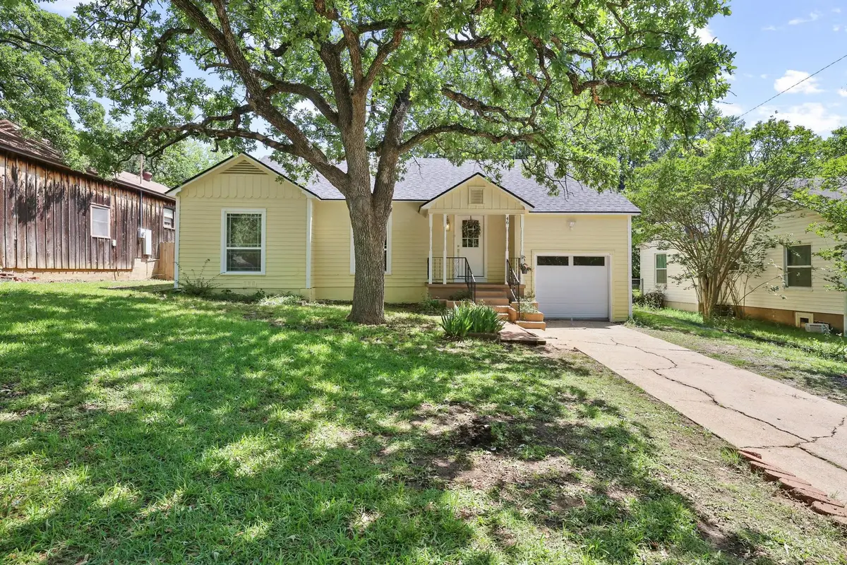 46 Vaughn Drive, Denison, TX 75020 - #1