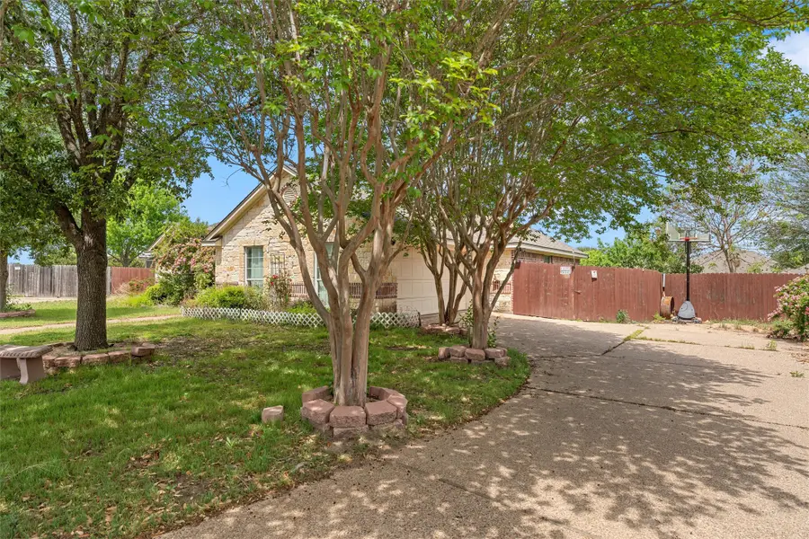 2524 Riders Way, Waco, TX 76712 - #2