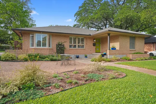 6275 Saratoga Circle, Dallas, TX 75214