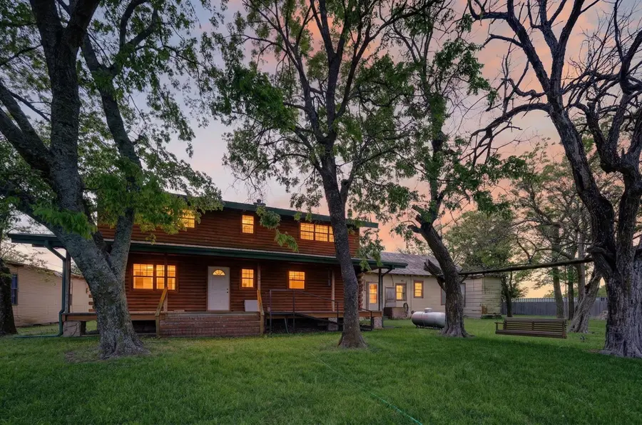 858 County Road 1006, Celeste, TX 75423 - #3