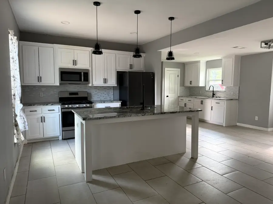 202 4th Street, Joshua, TX 76058 - #3