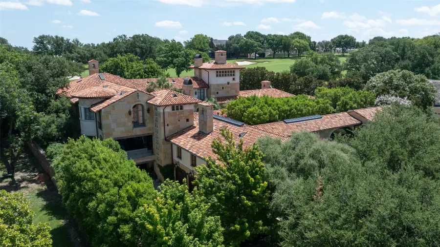 6236 Indian Creek Drive, Fort Worth, TX 76107 - #3