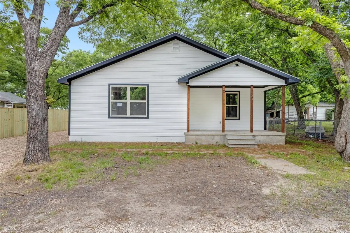 103 N Mill Street, Savoy, TX 75479 - #1