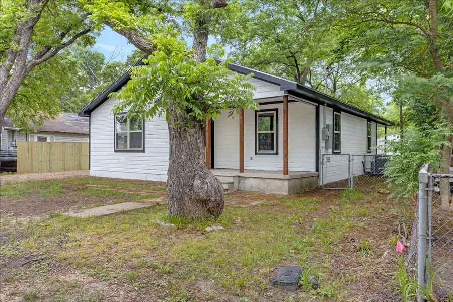 103 N Mill Street, Savoy, TX 75479 - #2