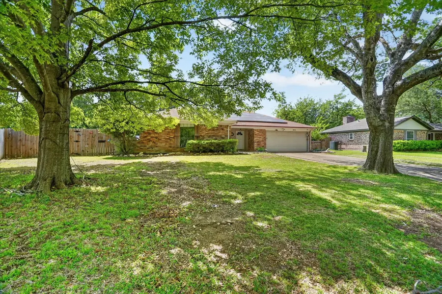 834 S Ridgeway Drive, Cleburne, TX 76033 - #3