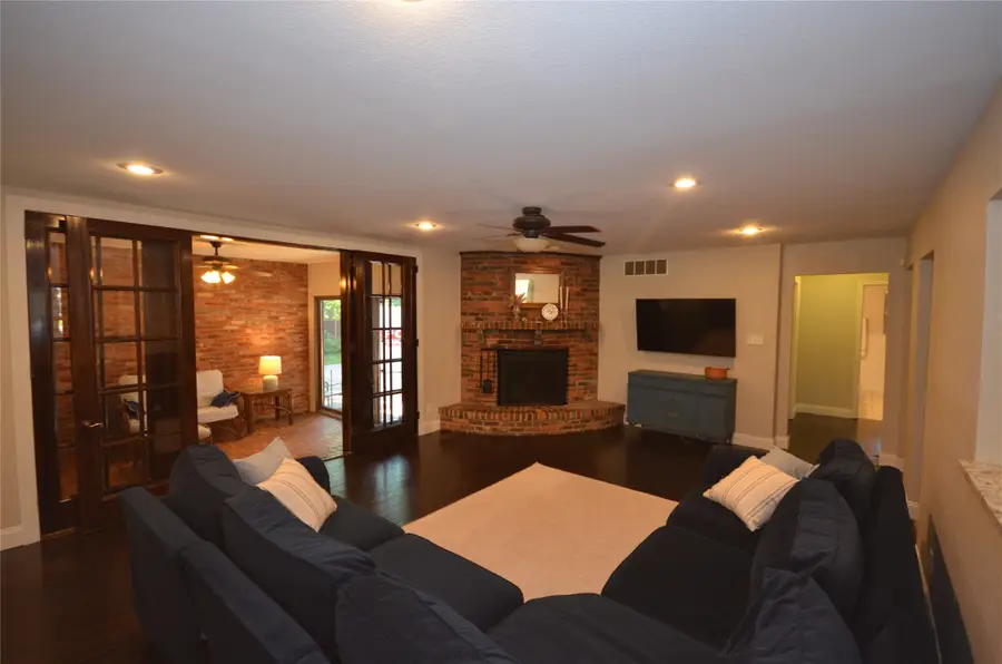 400 Pennsylvania Drive, Denton, TX 76205 - #3