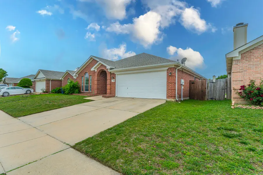 7404 Grass Valley Trail, Fort Worth, TX 76123 - #2