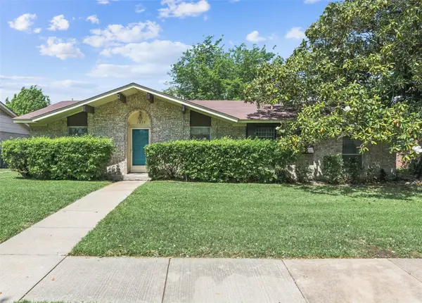 1017 Ravencroft Drive, Garland, TX 75043
