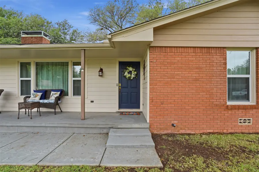 1216 Hilltop Drive, Cleburne, TX 76033 - #3