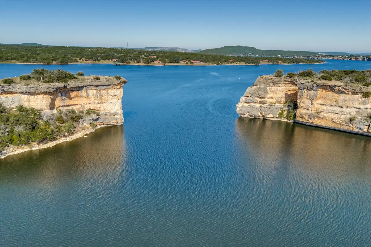 1102 Hill Top Point, Strawn, TX 76475 - #1