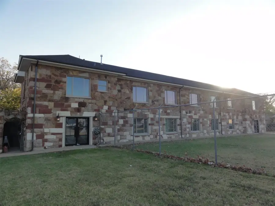 1200 E Maddox Avenue, Fort Worth, TX 76104 - #3