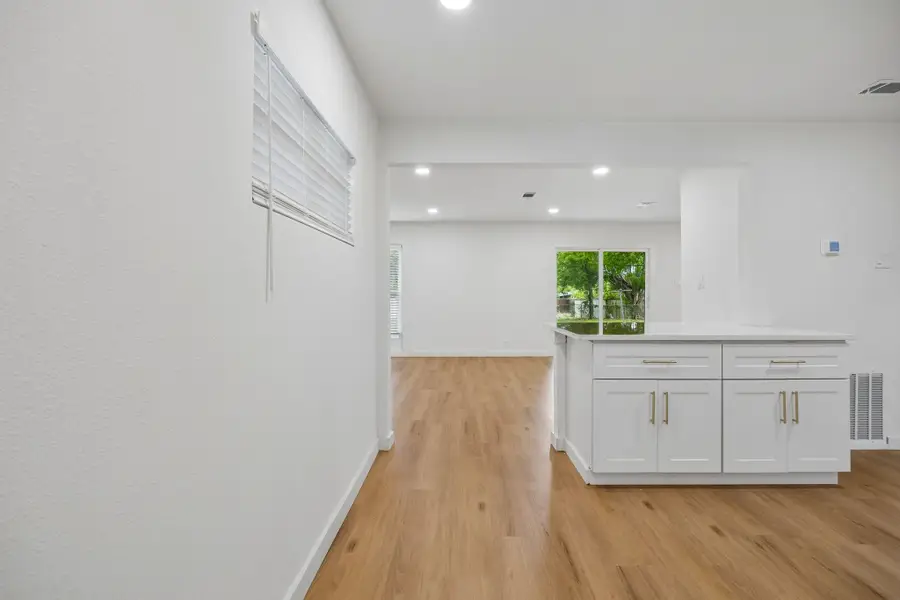 1905 Reever Street, Arlington, TX 76010 - #3