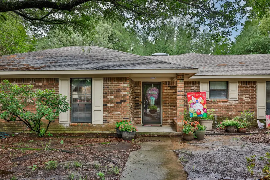 2002 Everglade Drive, Gainesville, TX 76240 - #2