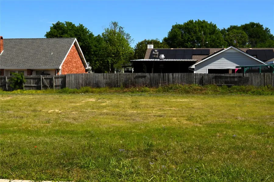 304 Preston Road, Mabank, TX 75147 - #3