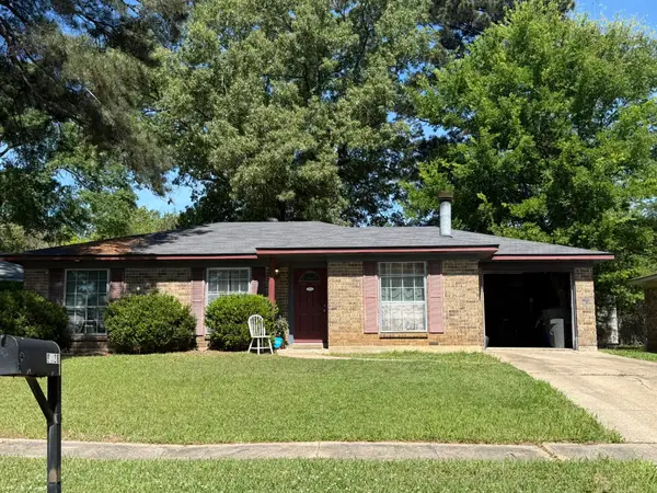 9028 Lone Oak Drive, Shreveport, LA 71118