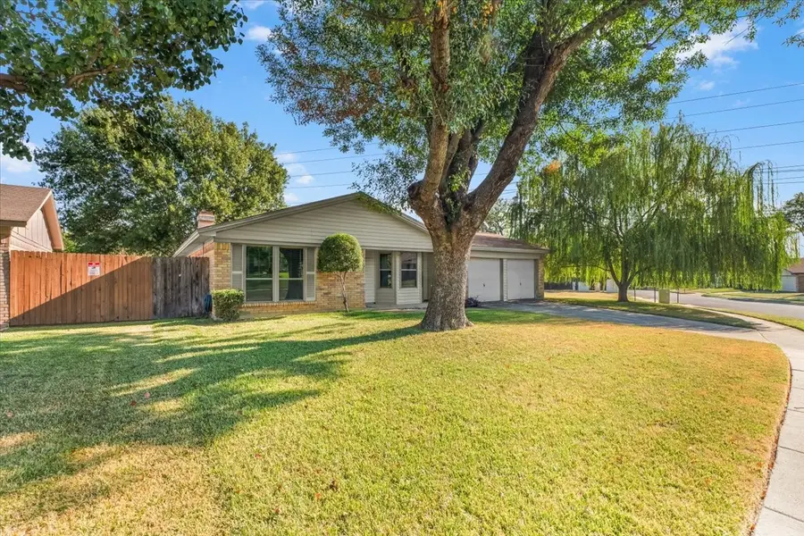 2709 Willow Bend, Bedford, TX 76021 - #2