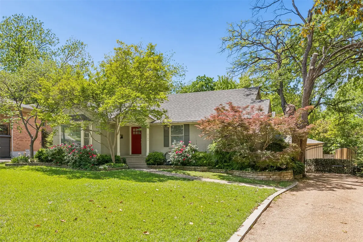 8709 Labron Avenue, Dallas, TX 75209 - #1
