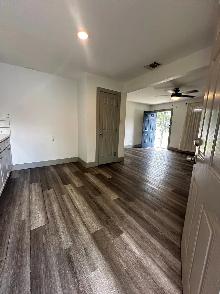 3613 Castleman Street, Fort Worth, TX 76119 - #3