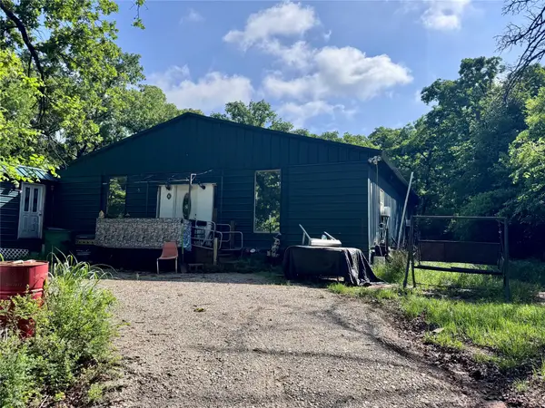 252 Nocona Drive, Nocona, TX 76255