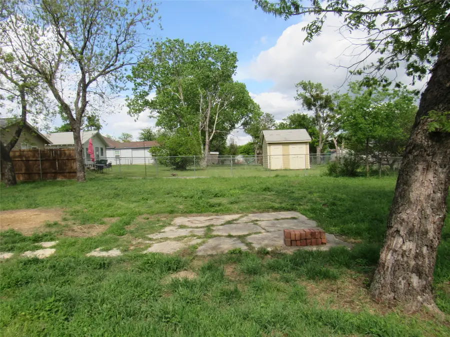 303 S Lennox Street, Stephenville, TX 76401 - #3