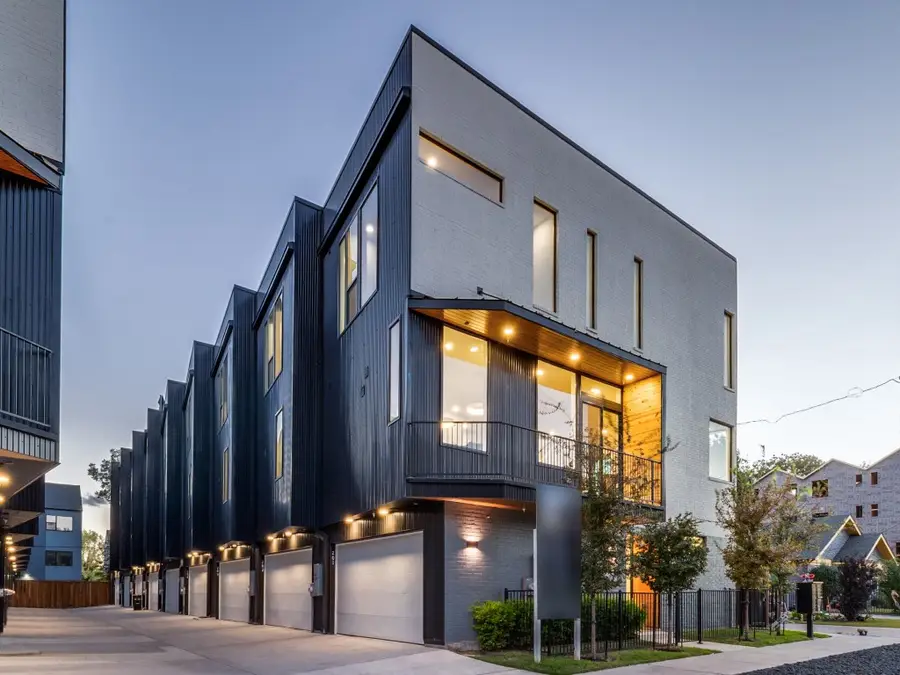 426 W 9th Street #105, Dallas, TX 75208 - #2