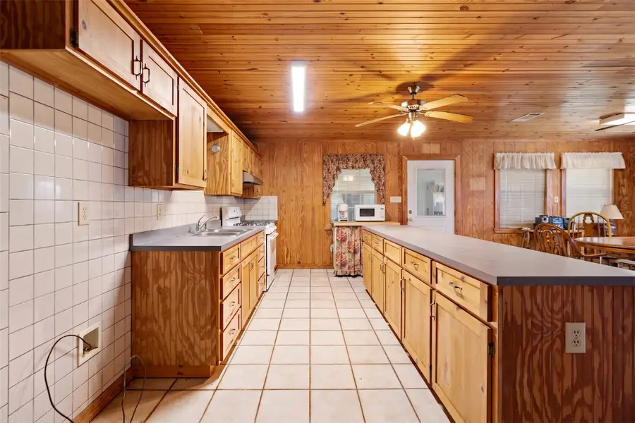 2000 County Road 2420, Honey Grove, TX 75446 - #2