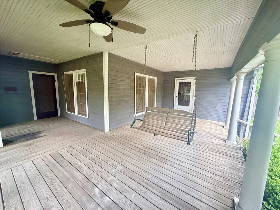 302 W Orville Street, Wills Point, TX 75169 - #2
