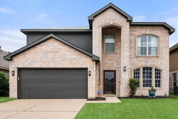 4804 Palm Ridge Drive, Fort Worth, TX 76133