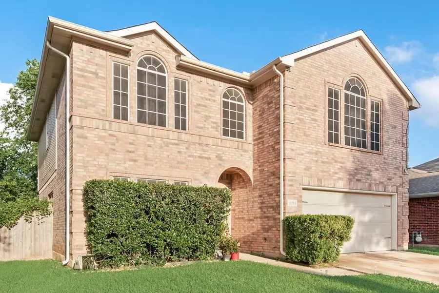 5715 Creekhollow Drive, Arlington, TX 76018 - #2