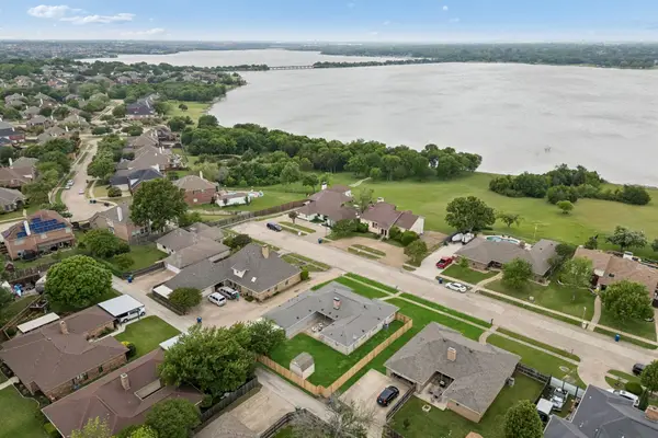 4610 Candlestick Drive, Garland, TX 75043