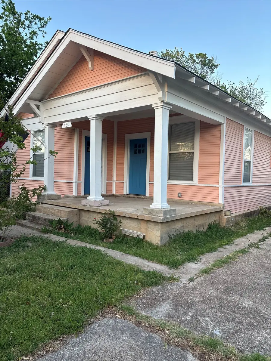 620 S Willomet Avenue, Dallas, TX 75208 - #2