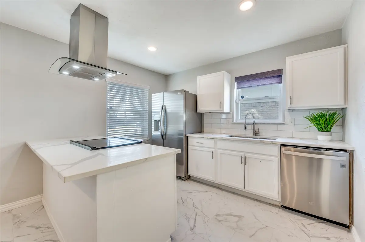 2043 Chatsworth Road, Carrollton, TX 75007 - #1