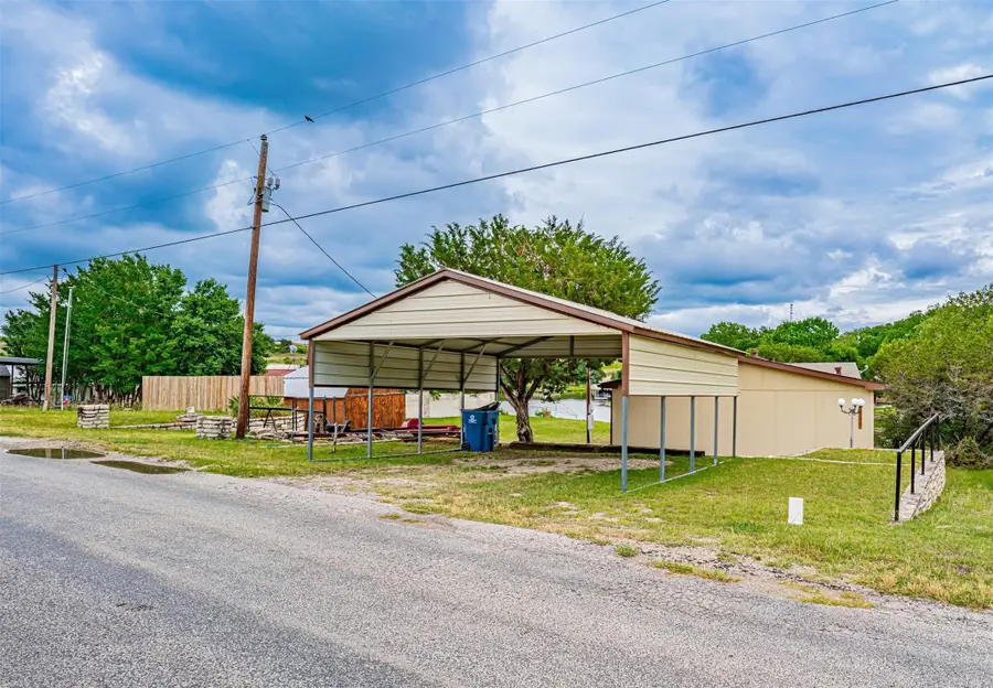 2717 Creek Drive, Granbury, TX 76048 - #2