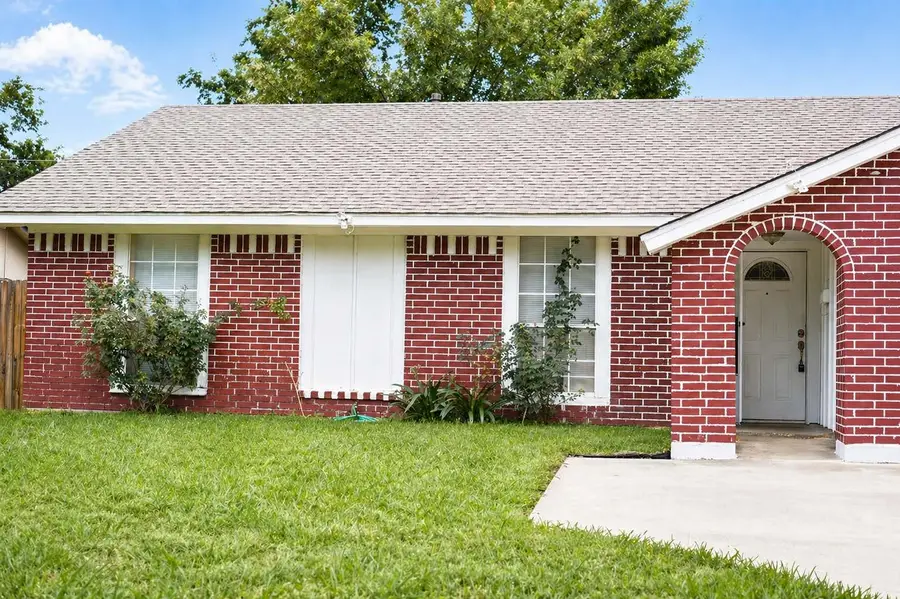 420 Price Drive, Lewisville, TX 75067 - #3