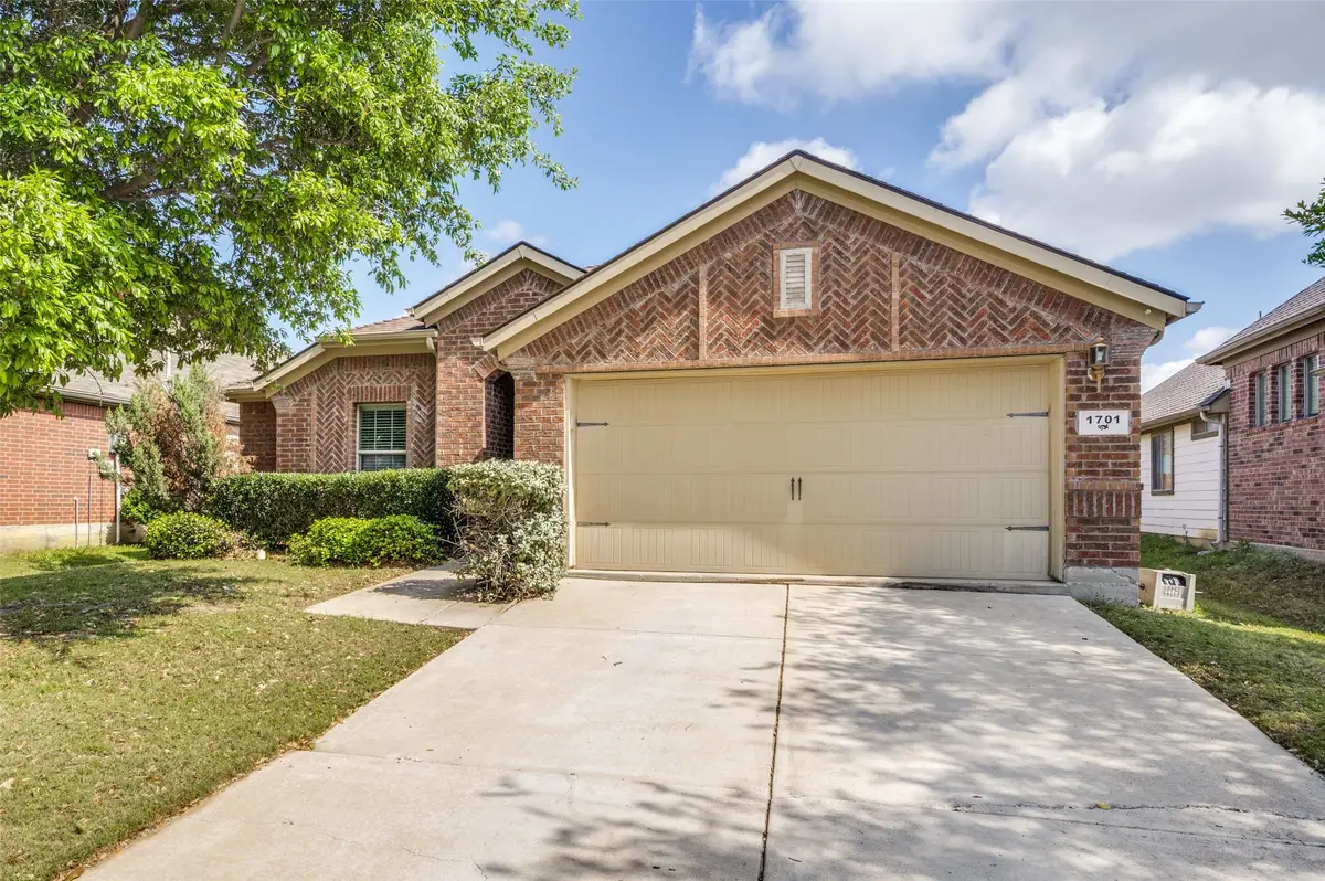 1701 Sparrow Lane, Aubrey, TX 76227 - #1