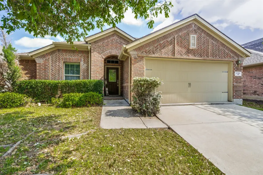 1701 Sparrow Lane, Aubrey, TX 76227 - #2