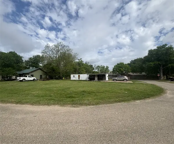 211 E Railroad St Street, Malakoff, TX 75147