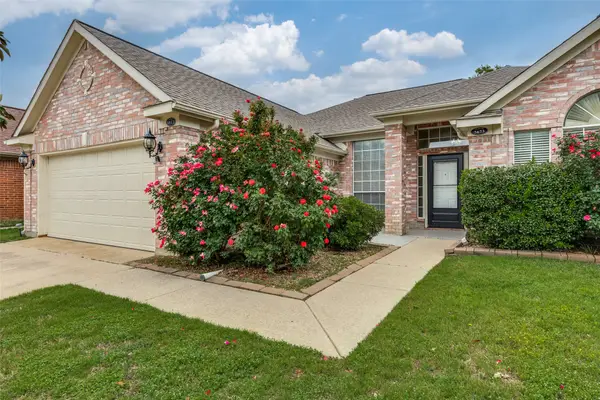 5673 Rockport Lane, Haltom City, TX 76137