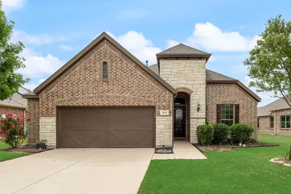 2112 Benjamin Creek Drive, Little Elm, TX 75068