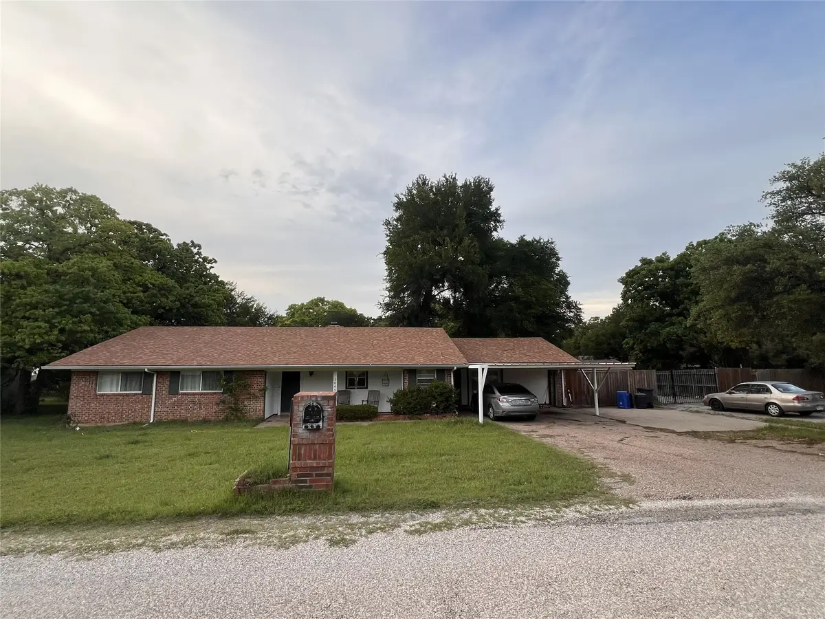 1065 Abbie Lane, Glen Rose, TX 76043 - #1