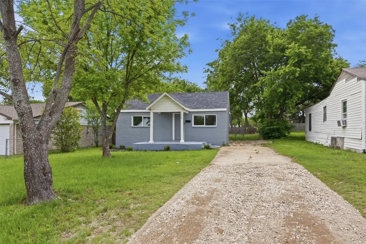 5525 Goodman Avenue, Fort Worth, TX 76107 - #1