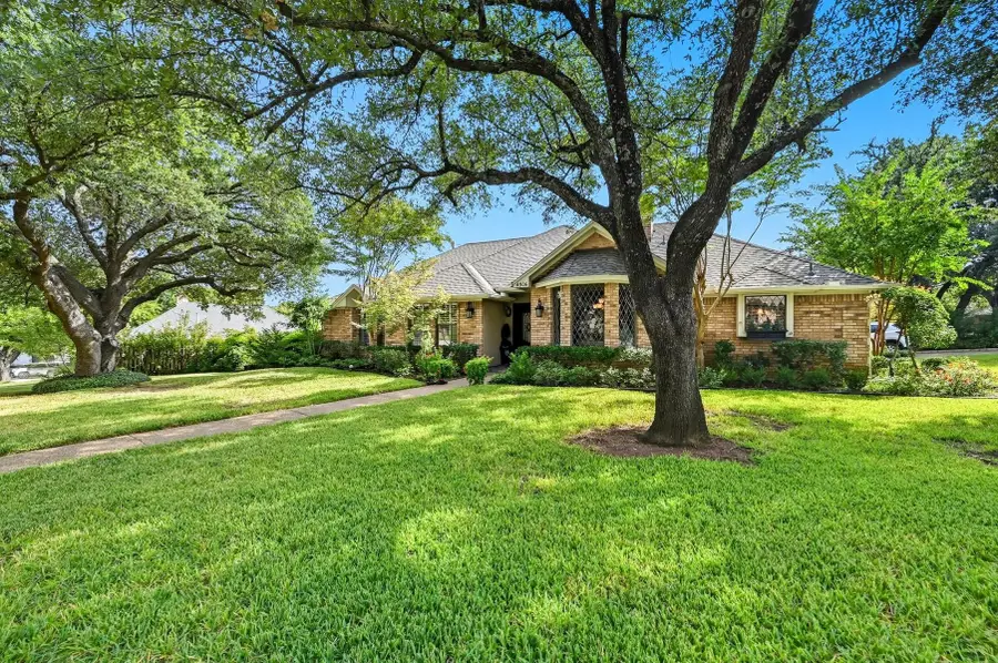 4306 Essex Court, Arlington, TX 76016 - #3