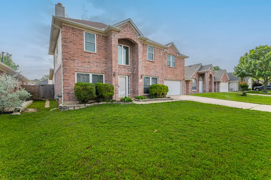 6415 Viking Trail, Arlington, TX 76001 - #2