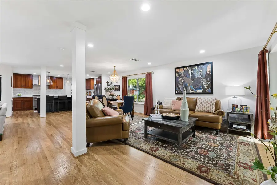 6735 Kingsbury Drive, Dallas, TX 75231 - #3