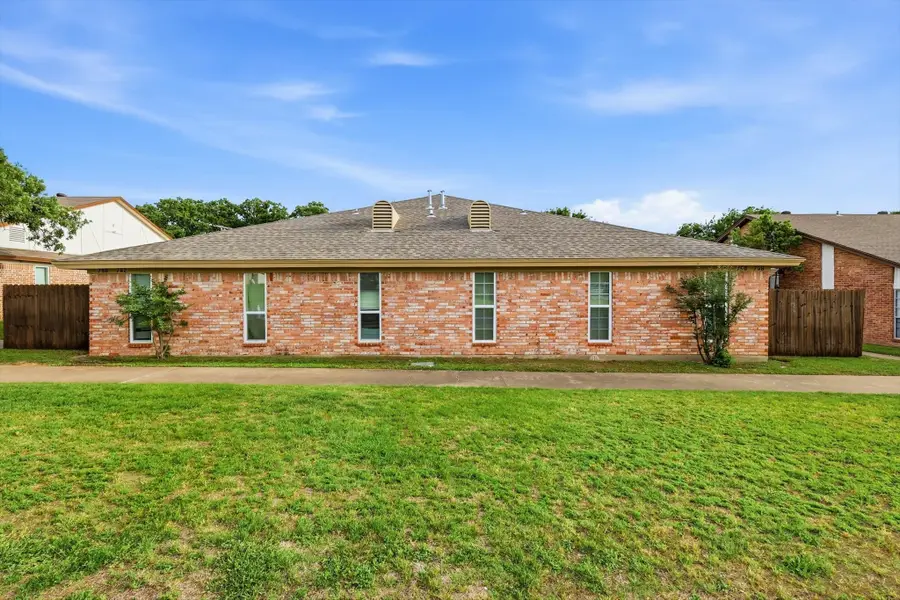 756 E Pecan Street, Hurst, TX 76053 - #2